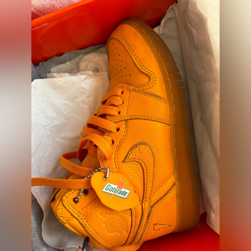 Retro OG Gatorade Nike Jordan 1 Boys kids 4.5Y